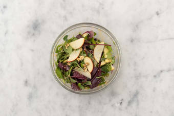 Faire la vinaigrette