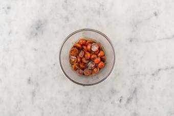 Kirschtomaten schmoren