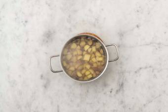 Cuire les pommes de terre