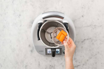 Für den Karottensalat