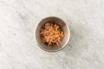 Preparare i salamella burger