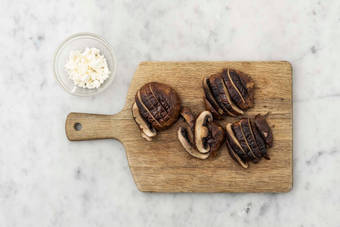 Couper le portobello