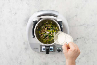 Porree-Rahm vollenden