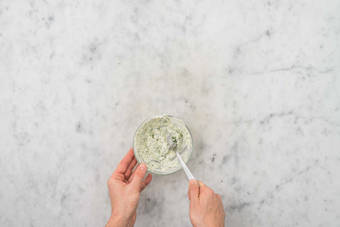 Bland persilledressing