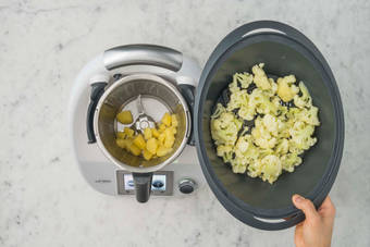 Kartoffel-Blumenkohl-Stock zubereiten