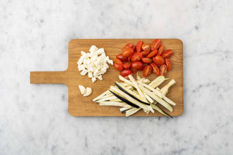 Tagliare gli ingredienti