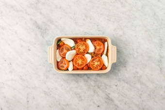 Trasferire in una teglia da forno