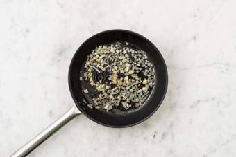 Start the Peppercorn Sauce