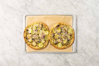 Apprêter les pizzas