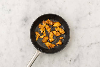 Cuire le chawarma de poulet