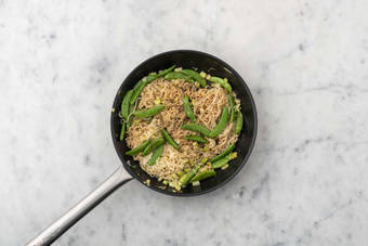 Apprêter les nouilles