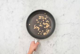 Amandelschaafsel roosteren