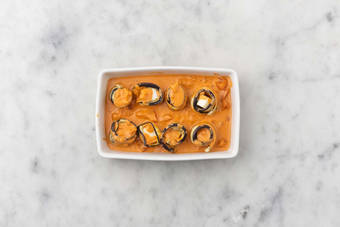 Auberginerolletjes bereiden