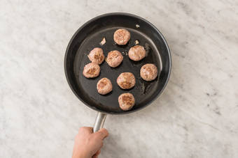 Hacktätschli braten