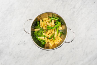 Drain your Pasta and Veg