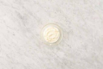 Preparare il brodo e la crema