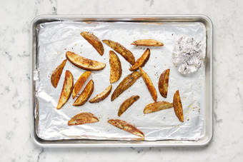 Roast Potatoes & Onion