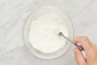 Make Feta Sauce