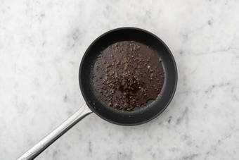 Préparer le jus de viande