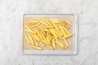 Enfourner les frites