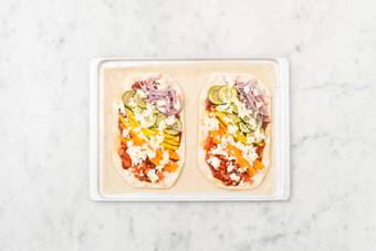 Flammkuchen beleggen