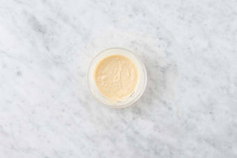 Make garlicky hummus