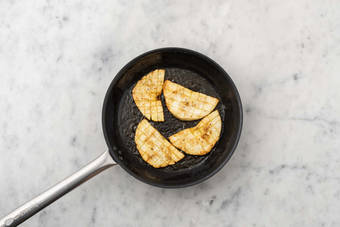 Für die Selleriesteaks