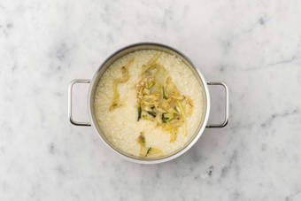 Risotto fertigstellen