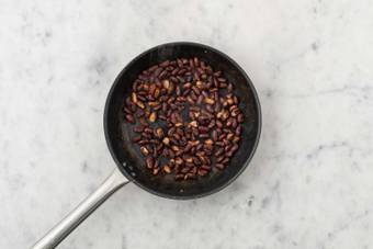 Start the Spicy Stew