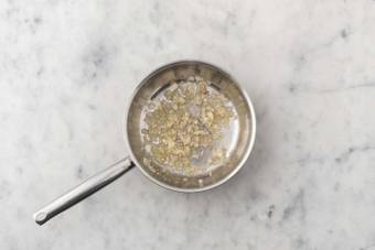 Make your Bearnaise Butter