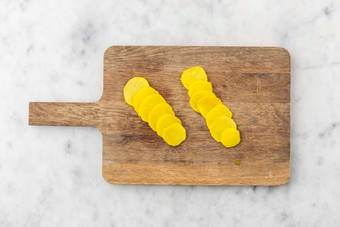 Für den Dip & die gelbe Beete