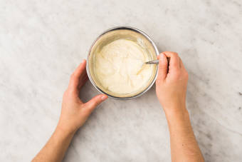 Make white BBQ sauce