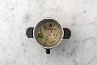 Ajouter le broccolini