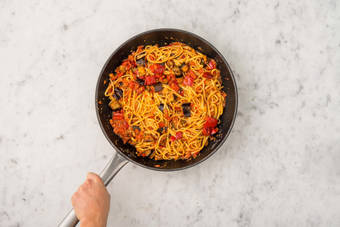 Mix in the Veg and Pasta