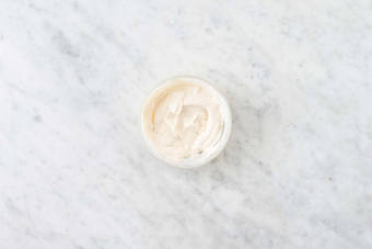 Mix your Tahini Yoghurt