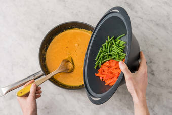 Thai-Curry zubereiten