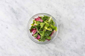 Assaisonner la salade