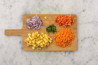 Tagliare gli ingredienti