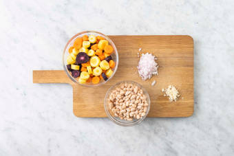 Tagliare gli ingredienti