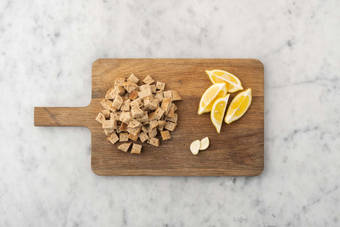 Tagliare gli ingredienti