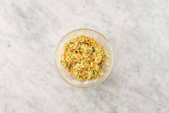 Preparare l'impasto delle frittelle