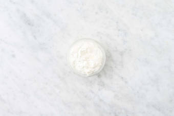 Preparare la crema alla greca