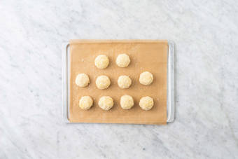 Friggere le polpette 