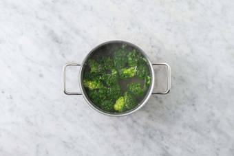 Cuire le brocoli