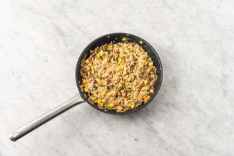 Tillsätt pärlcouscous