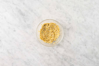 Préparer le mélange pour boulettes