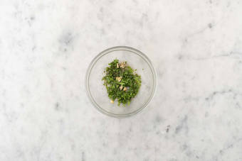 Faire la vinaigrette