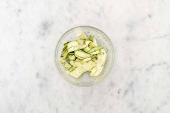 Préparer la courgette