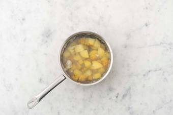 Cuire les pommes de terre