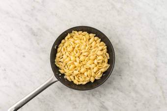 Cuocere le conchiglie